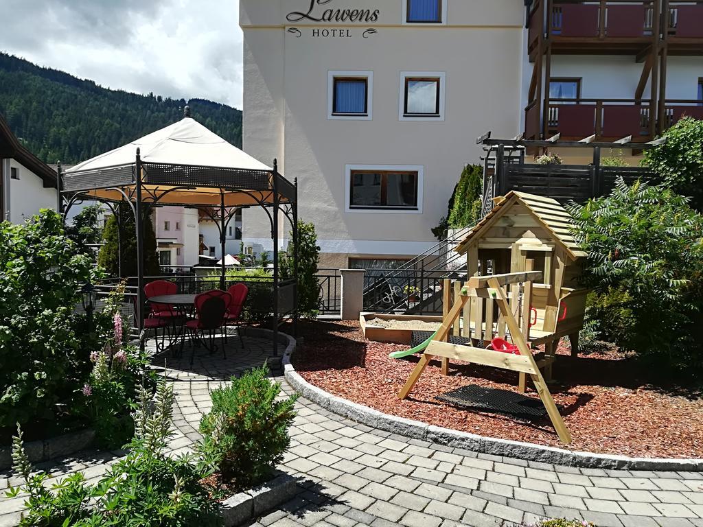 سيرفاوس Hotel Garni Romantika المظهر الخارجي الصورة