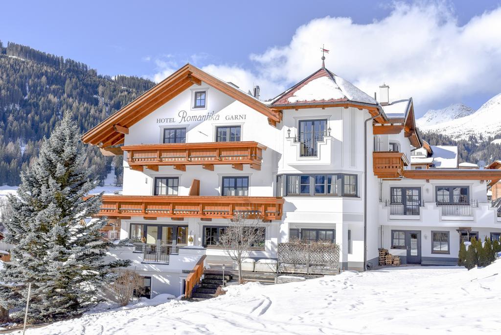 سيرفاوس Hotel Garni Romantika المظهر الخارجي الصورة